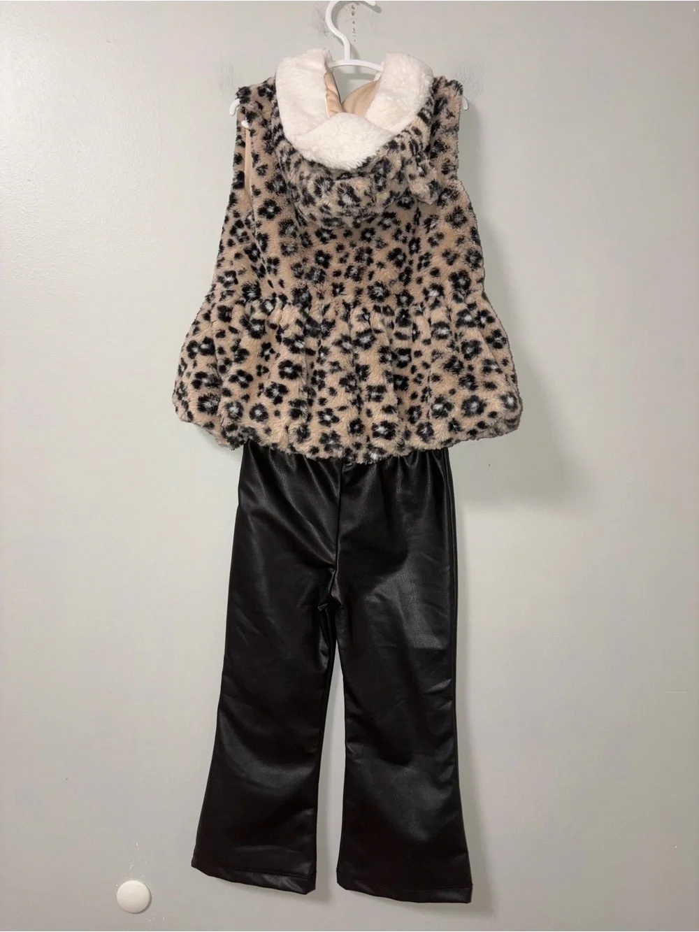 Little Lass Faux Fur Leopard Print Hooded Vest & Black Faux Leather Pants 3T
